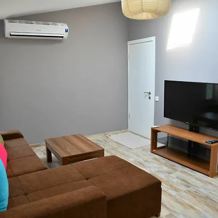 Vavilla Apartment