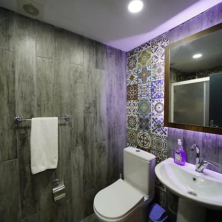 Vavilla Apartment *